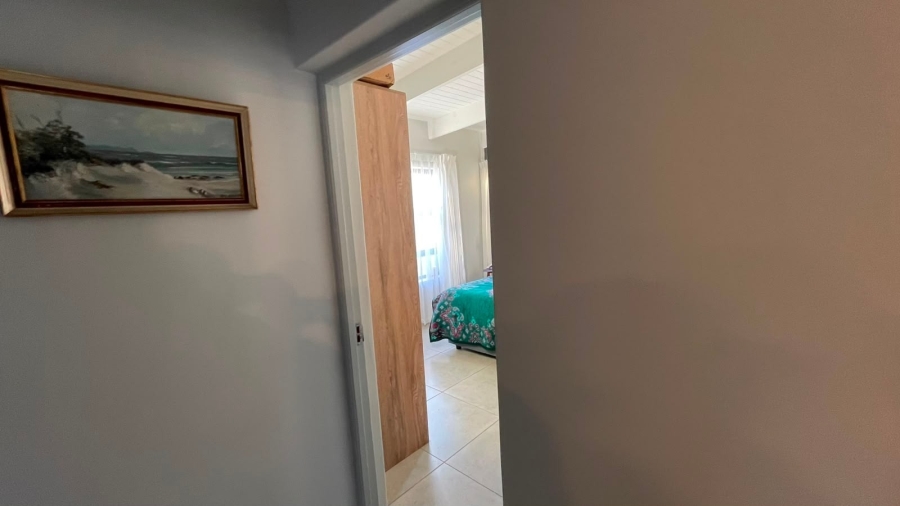 2 Bedroom Property for Sale in Bluewater Bay Western Cape